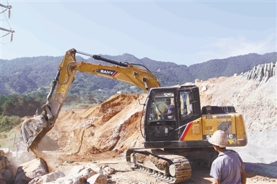 龍巖經(jīng)濟(jì)技術(shù)開(kāi)發(fā)區(qū)環(huán)海環(huán)保二期工程加速推進(jìn)，新型采暖及制冷技術(shù)開(kāi)發(fā)成亮點(diǎn)